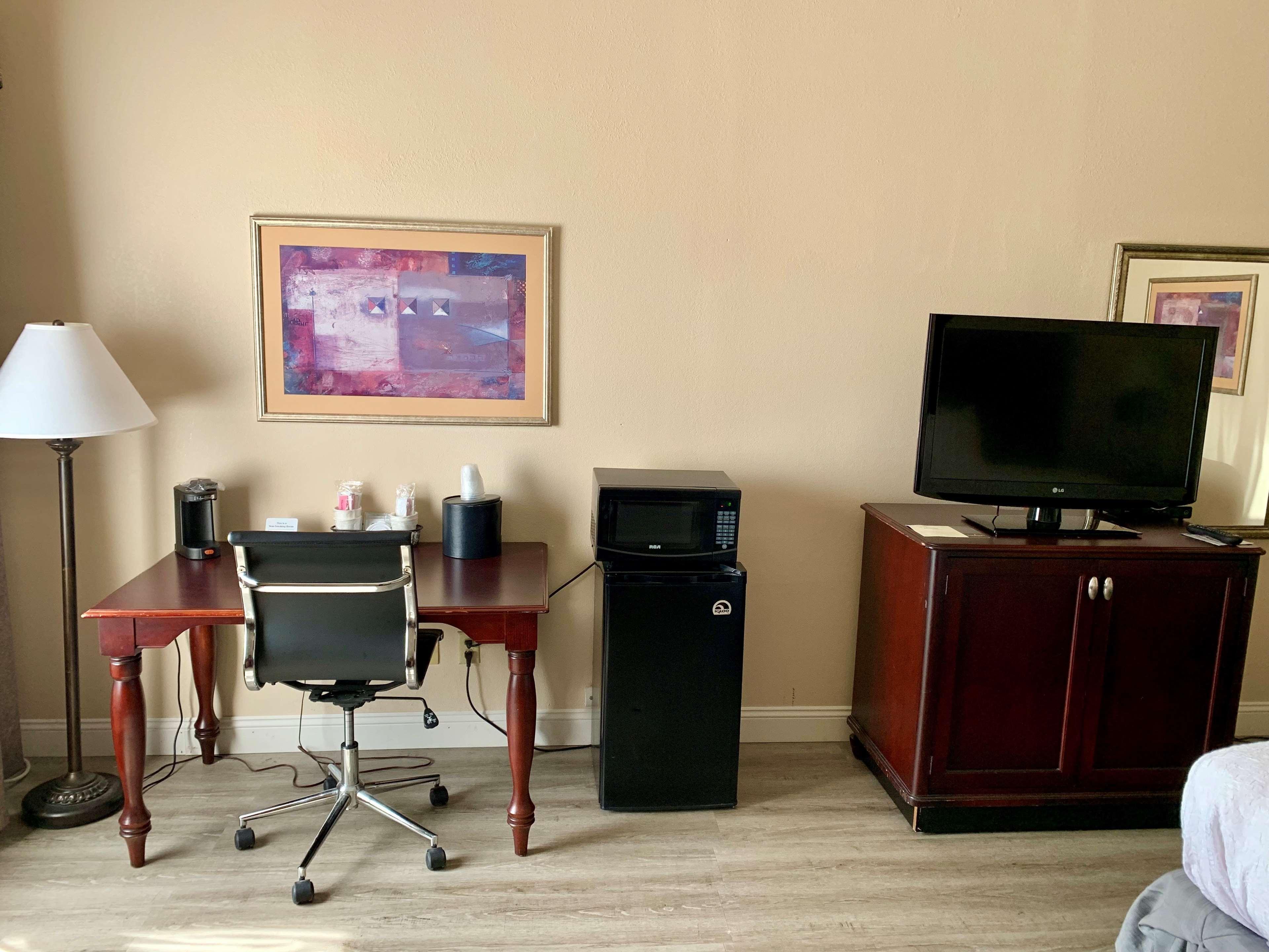 Country Inn & Suites By Radisson, Midway - Tallahassee West Экстерьер фото