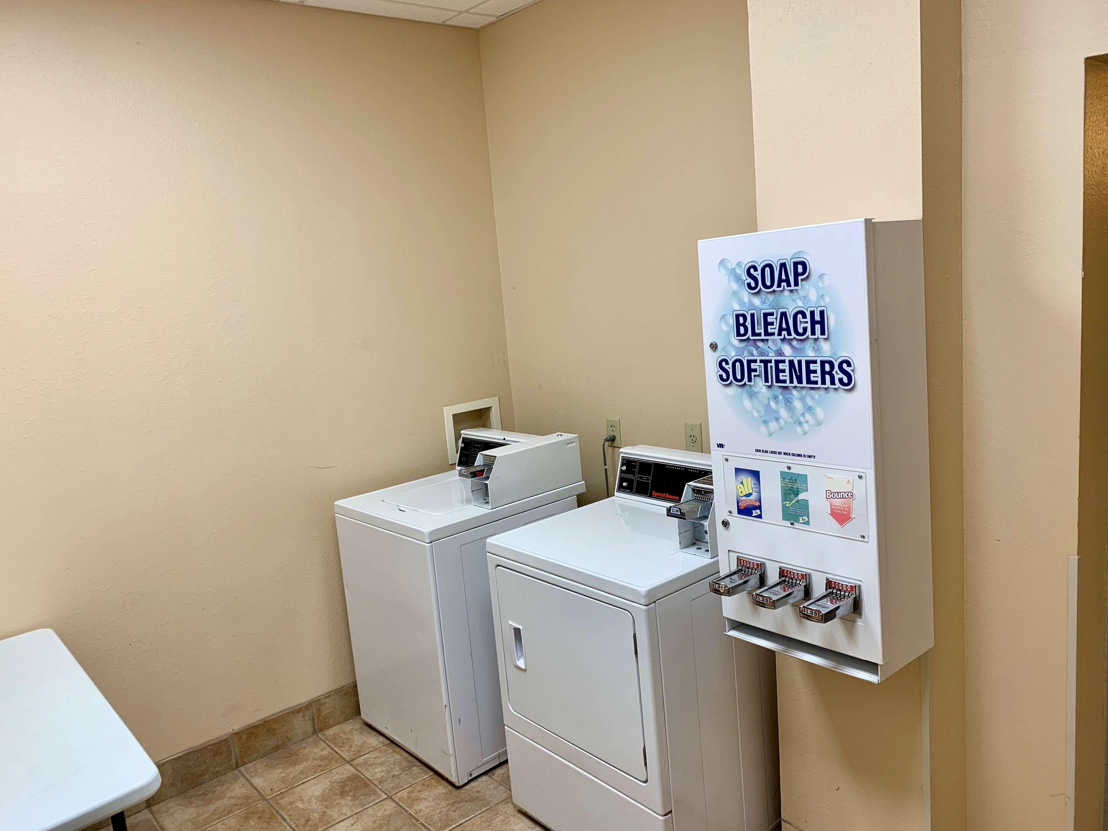 Country Inn & Suites By Radisson, Midway - Tallahassee West Экстерьер фото