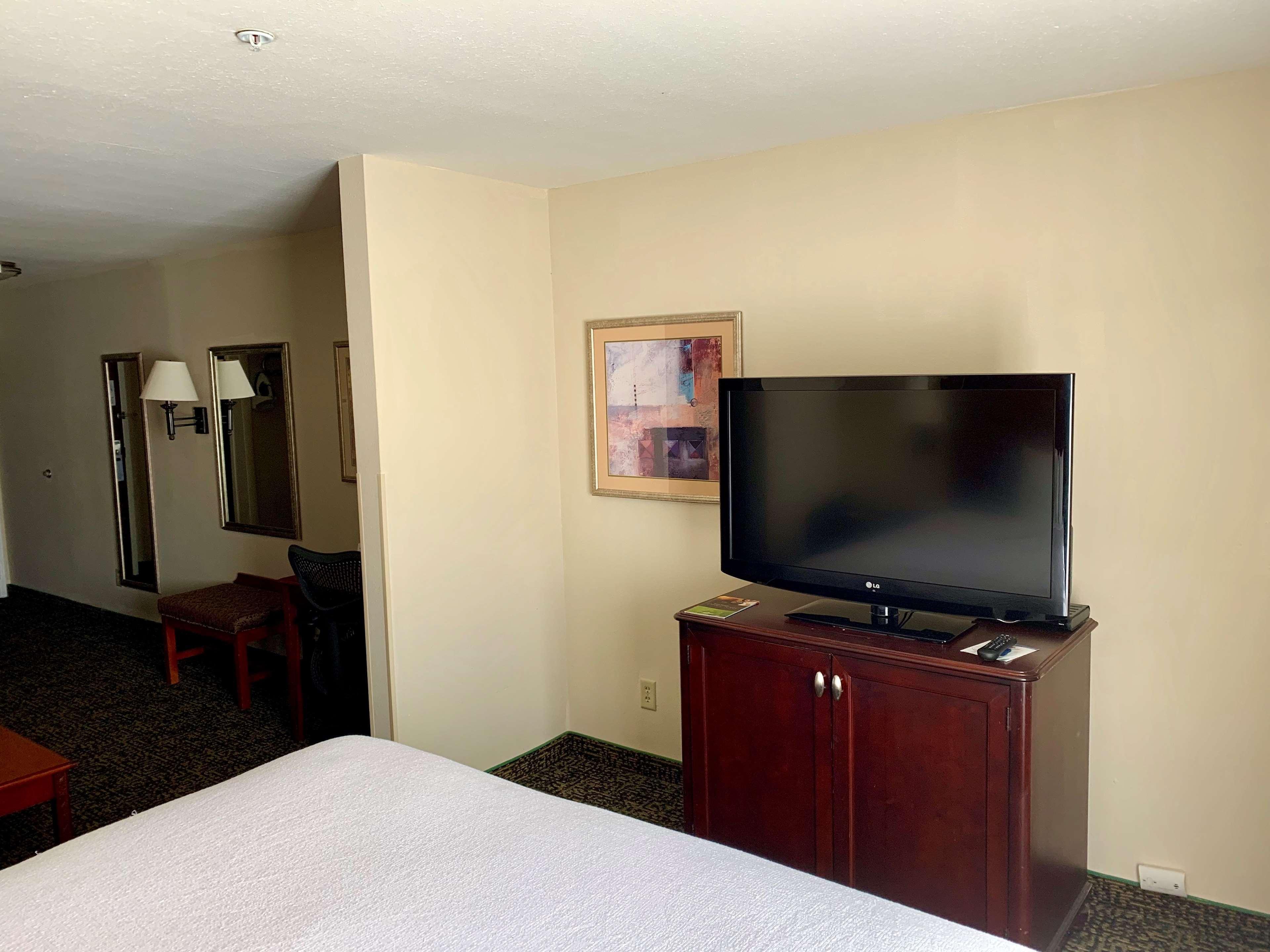 Country Inn & Suites By Radisson, Midway - Tallahassee West Экстерьер фото