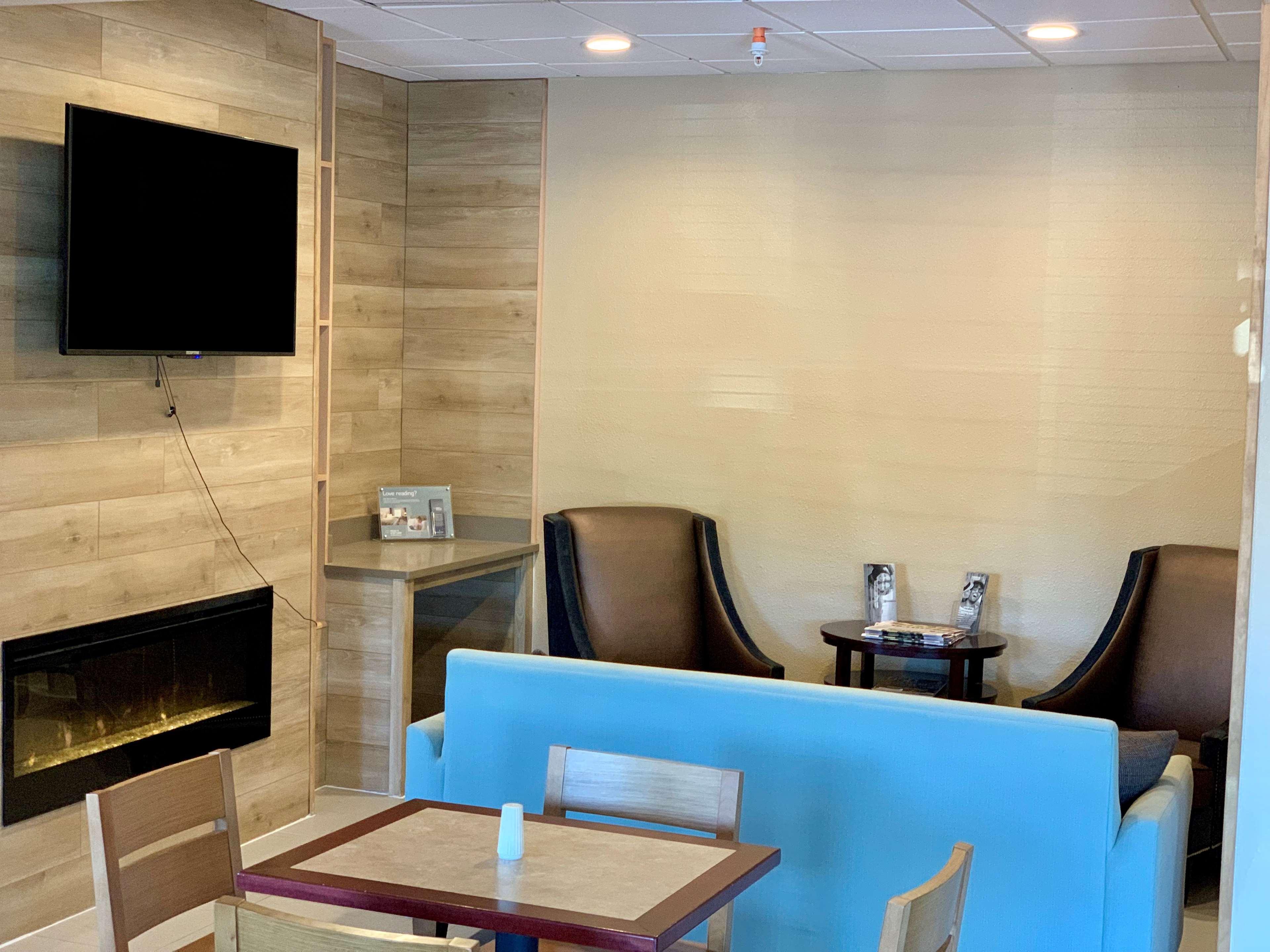 Country Inn & Suites By Radisson, Midway - Tallahassee West Экстерьер фото